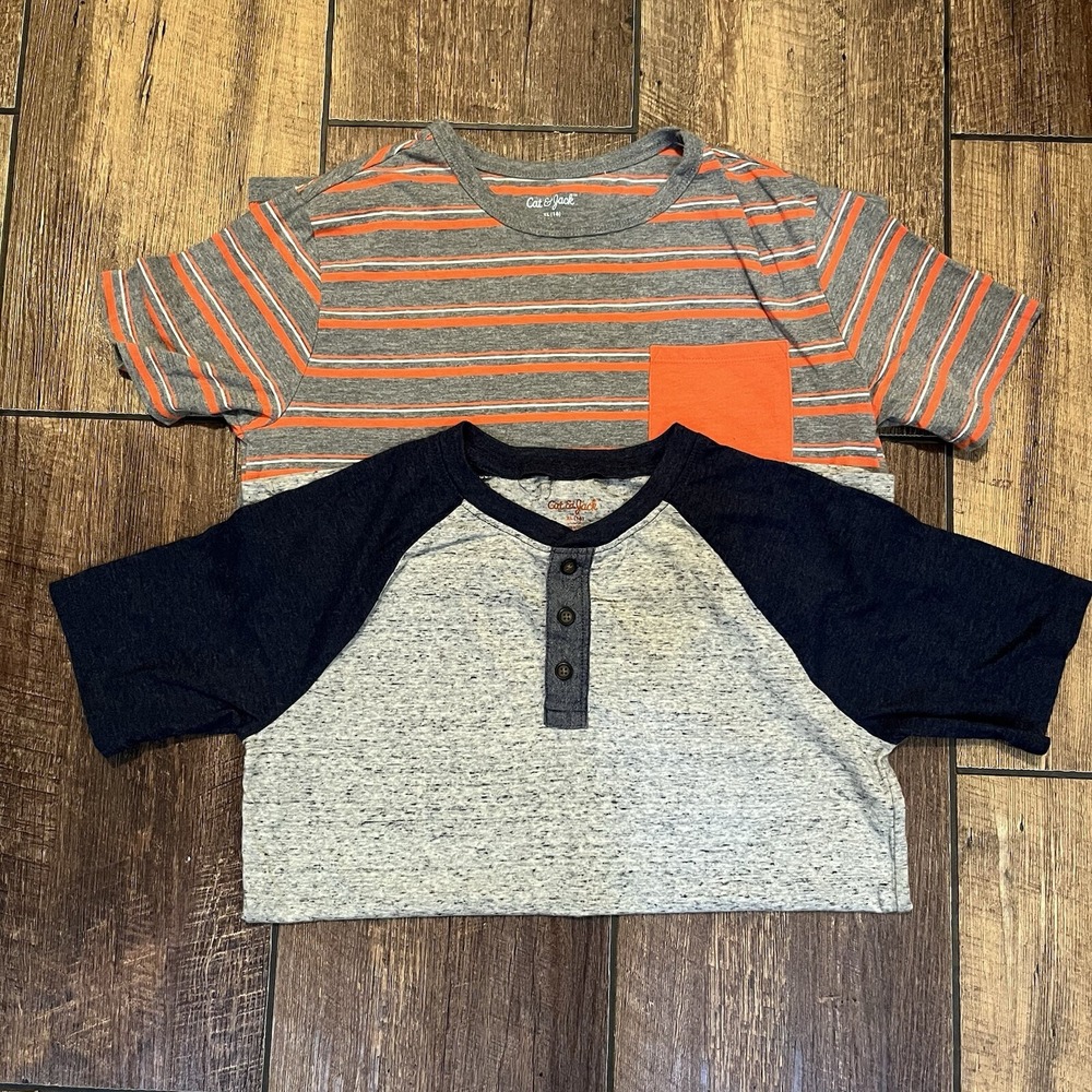 (2) Boys T-shirts, Short sleeves, Cat & Jack, size XL 16 Stripped